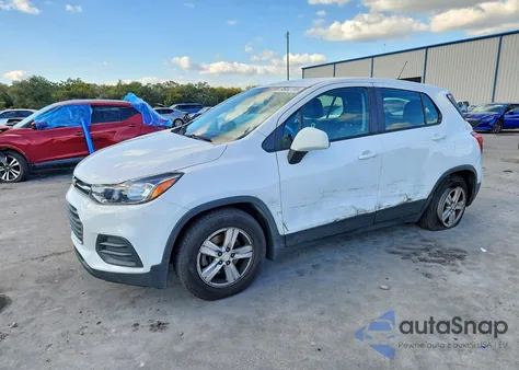 2020 Chevrolet Trax Ls z USA, uszkodzony, nr VIN 3GNCJKSB5LL135509